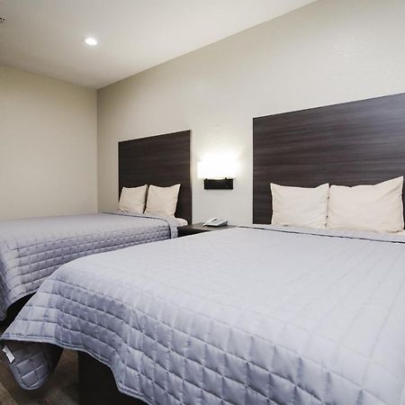 Winchester Inn And Suites Humble/Iah/North Houston Exterior photo